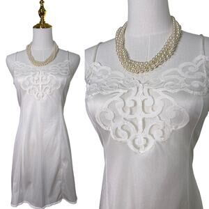 Vintage 60s Euro White Satin Nylon Scallop Lace Mini Slip Dress Women’s Size S